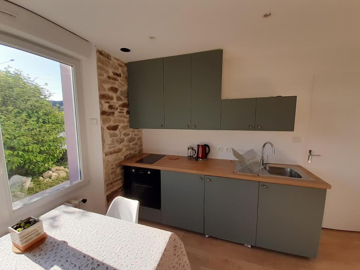 Superbe Studio, Avec Cuisine Et Espace Exterieur プルゲルノー エクステリア 写真